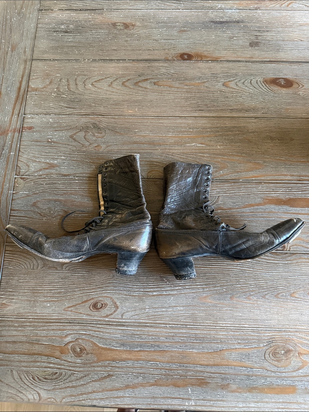Antique Krohn Fechheiner &Co. Red Cross nursing boots 1896-1920 - Picture 4 of 7